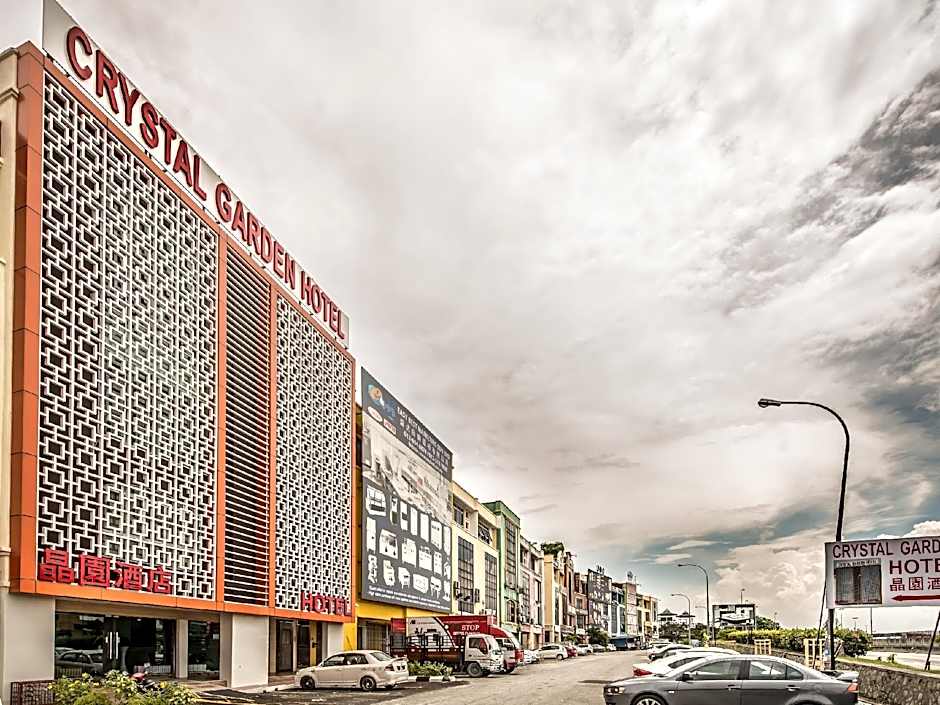 Crystal Garden Hotel – Seri Kembangan, OH