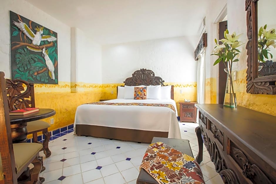 Los Arcos Suites