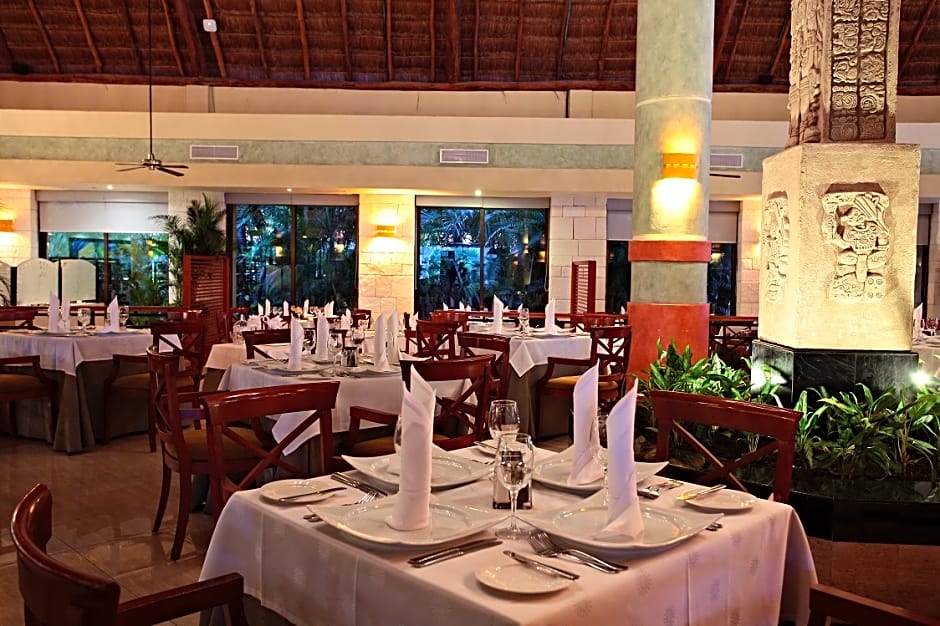 Bahia Principe Grand Coba All Inclusive