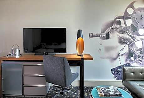 Essential Room