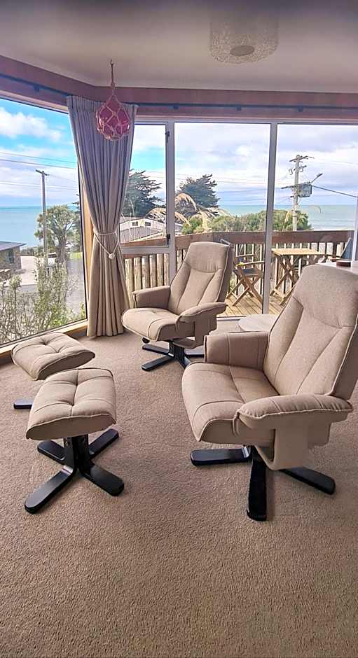 Kaka Point Spa Accommodation - Catlins