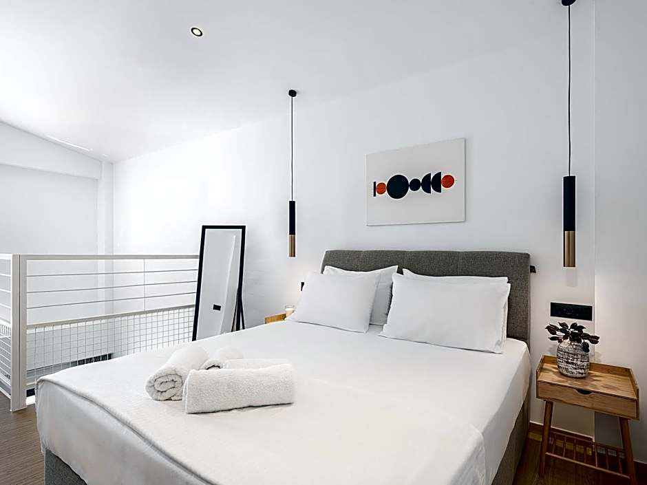 NEK Suites - Adults Only