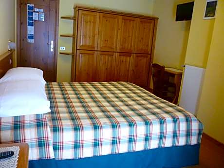 Triple Room with Balcony