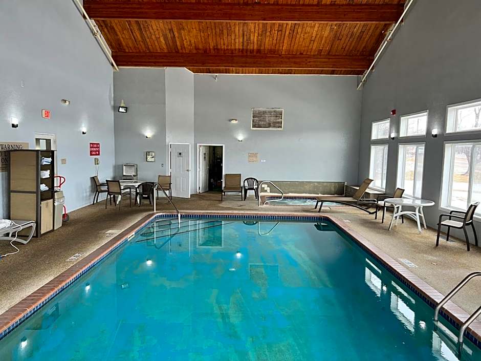 GrandStay Hotel and Suite Waseca