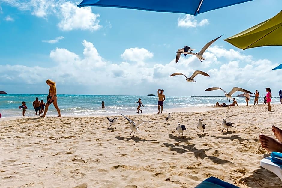 Playa Maya by MIJ - Beachfront Hotel