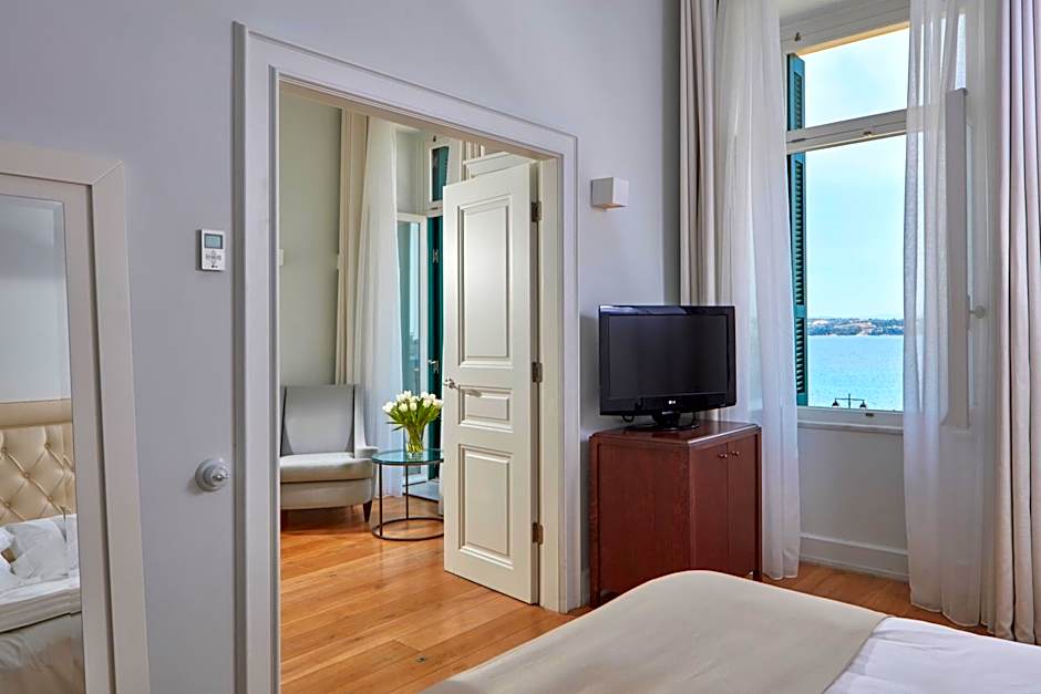 Poseidonion Grand Hotel