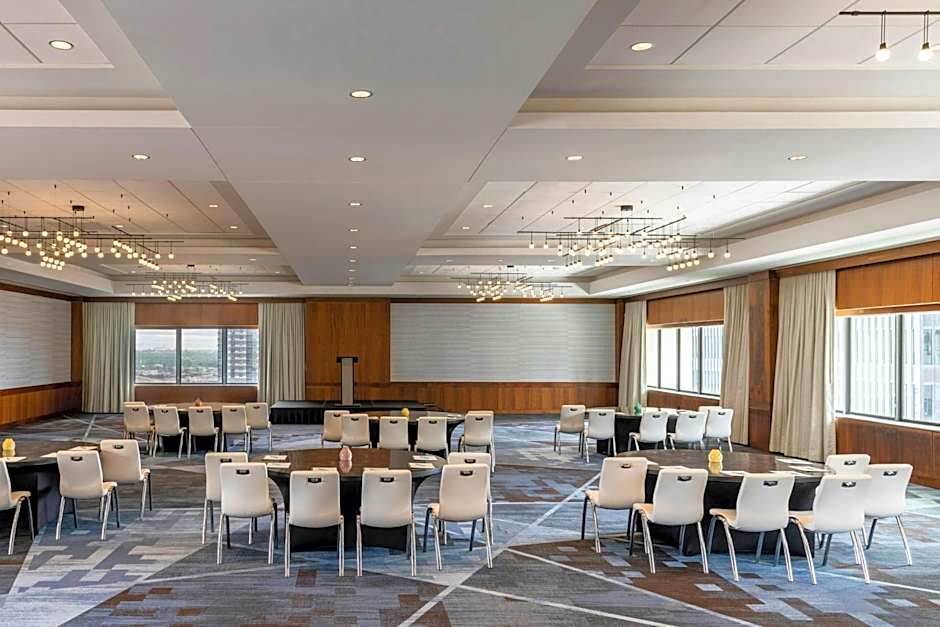 Le Meridien Houston Downtown
