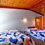 Aaryn Court Motel