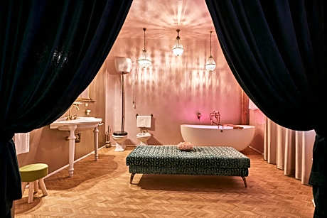 Le Stagioni Luxury Suite