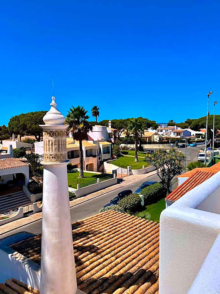 Blife Sun Hostel & Rooms