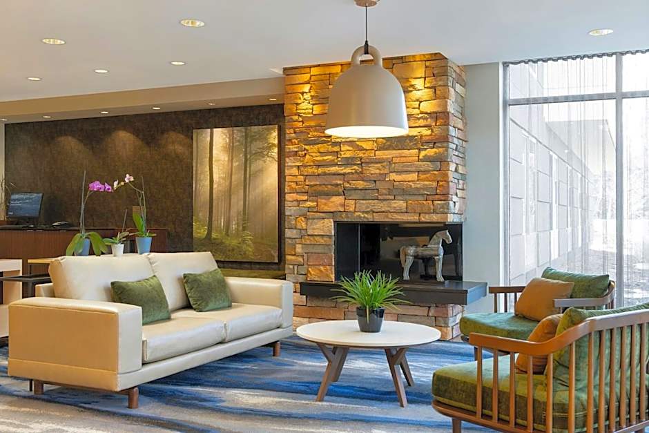 Fairfield Inn & Suites by Marriott Springfield Northampton/Amherst