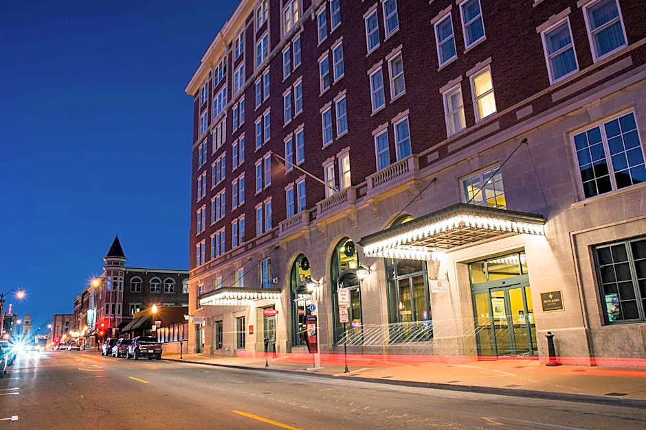 Hotel Julien Dubuque — 45 fotoğraftan 1. fotoğraf