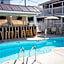 The Burgundy Inn Hotel and Apartments