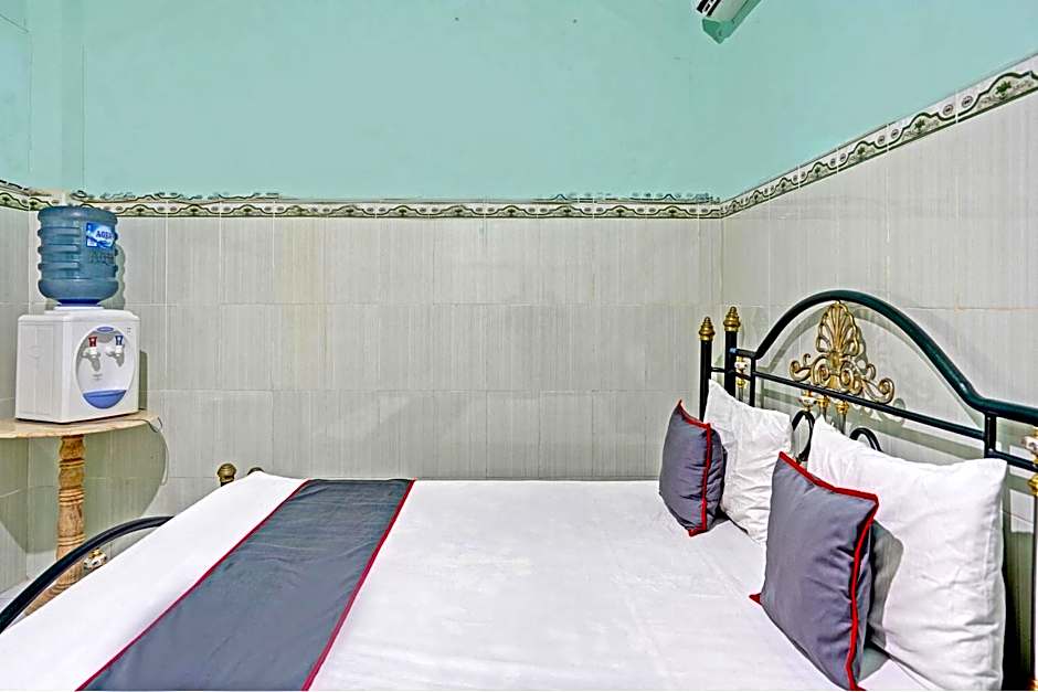 Collection O 92897 Hotel Intan Near Kantor Syahbandar Bawean