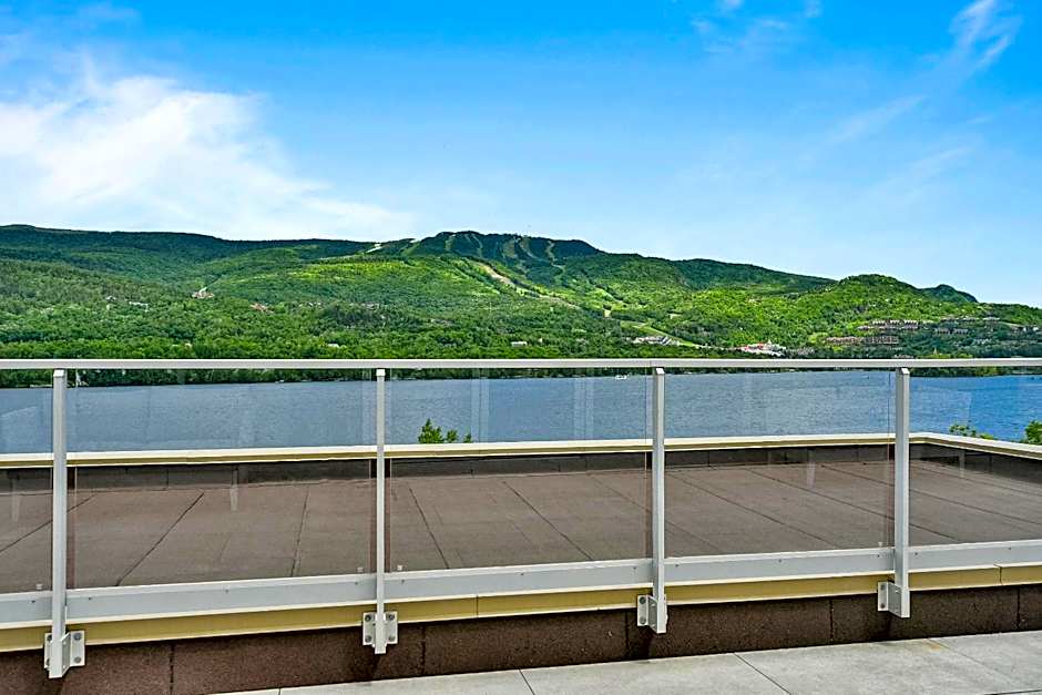 Lago by Tremblant Platinum