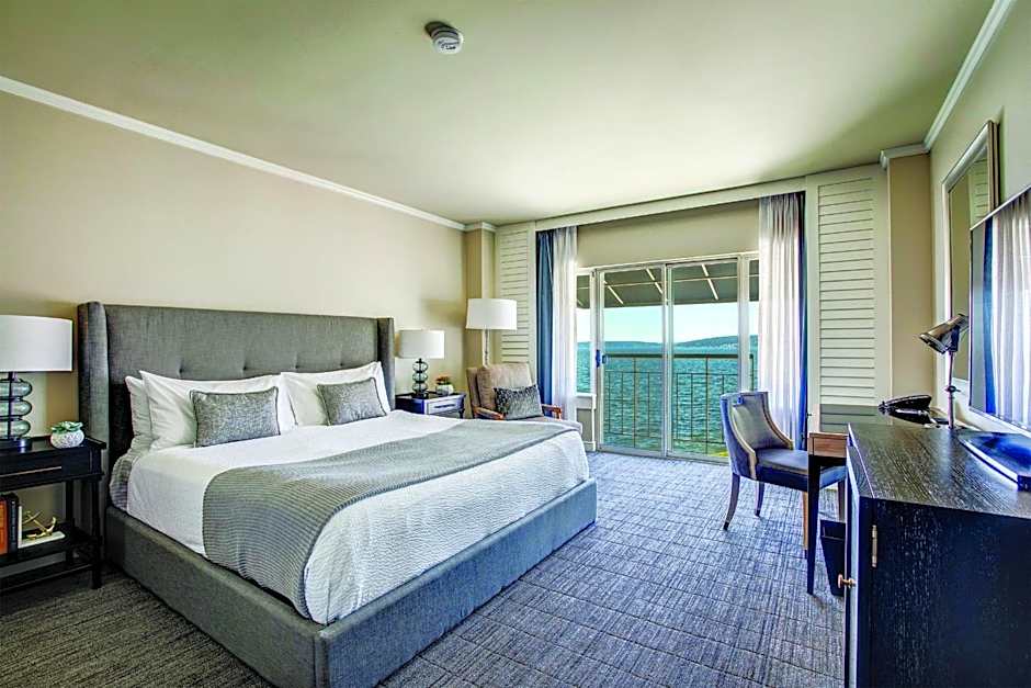 Woodmark Hotel & Still Spa