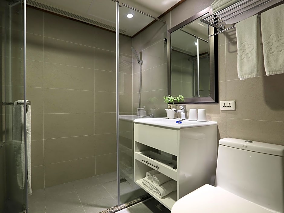 Hub Hotel Kaohsiung Cisian Branch