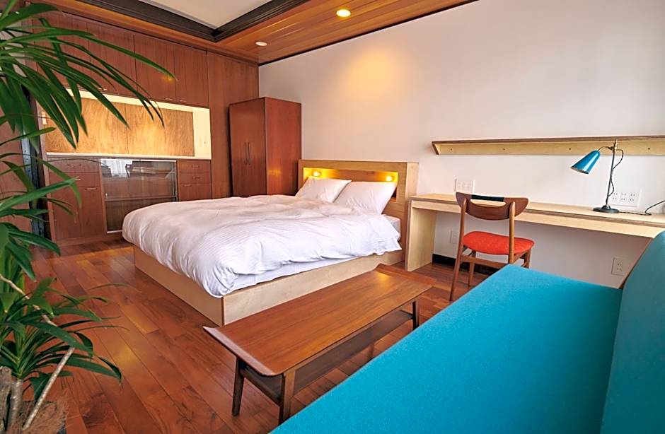 Ryokan Plum
