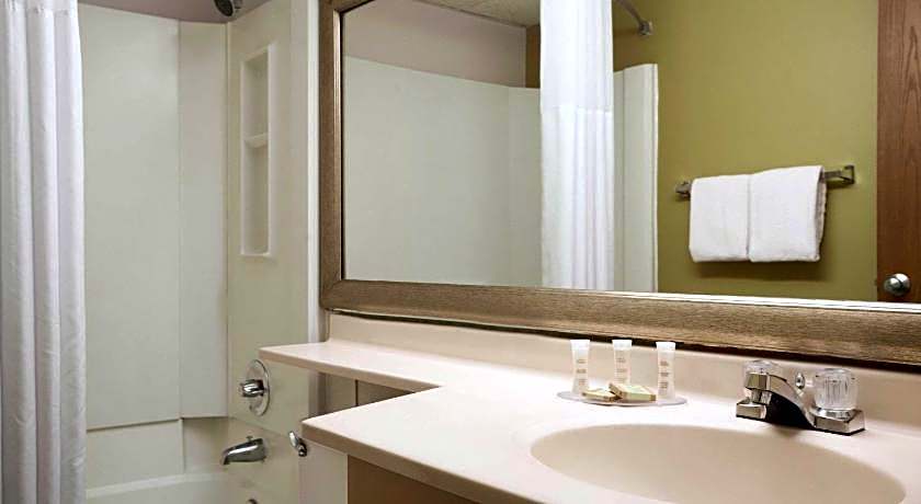 Super 8 by Wyndham Westminster Denver North