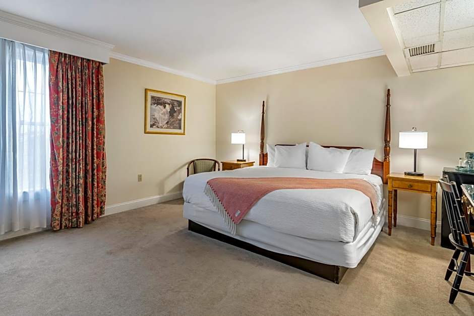 The Harraseeket Inn & Event House