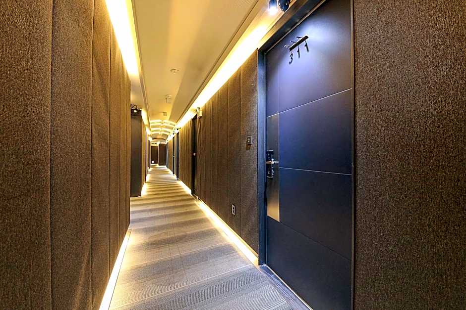 Brown dot hotel Gwangju Sangmu