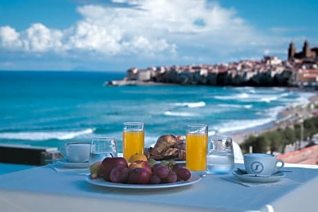 Sunset Hotel