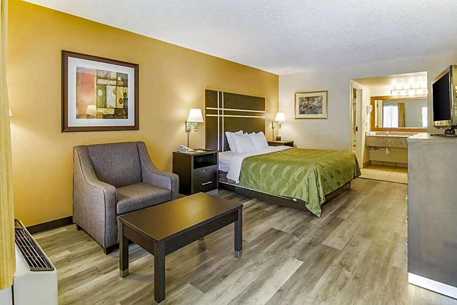 Quality Inn Stone Mountain