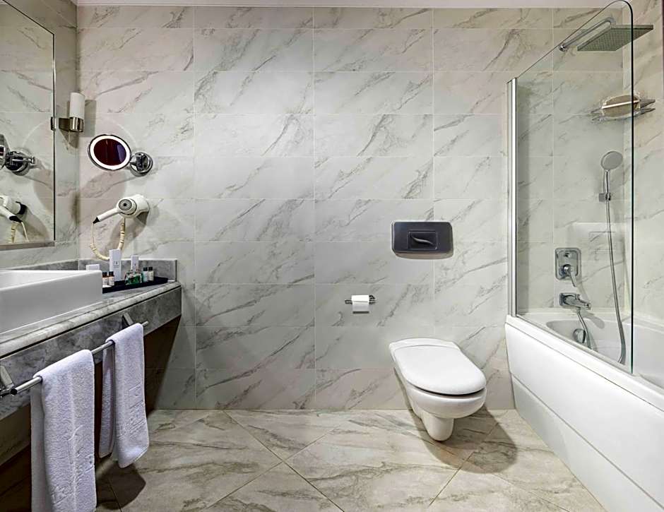 Hotel Çelik Palas Convention Center & Thermal SPA