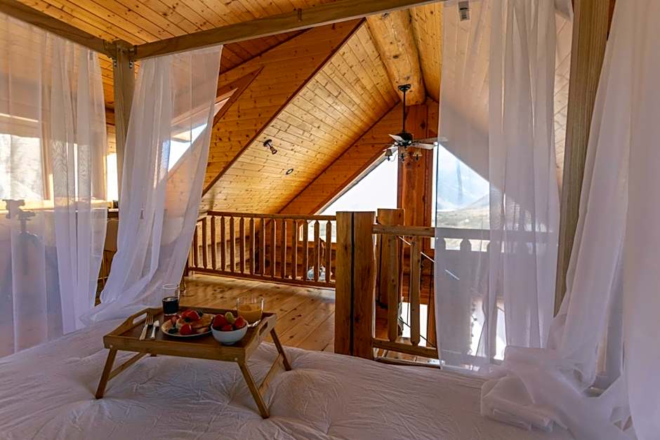 Whitewater Cabin - historic A Frame desert retreat