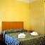 Club Hotel