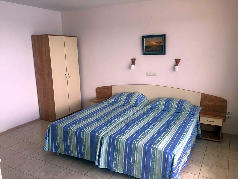 Hotel Oasis - Beach Access