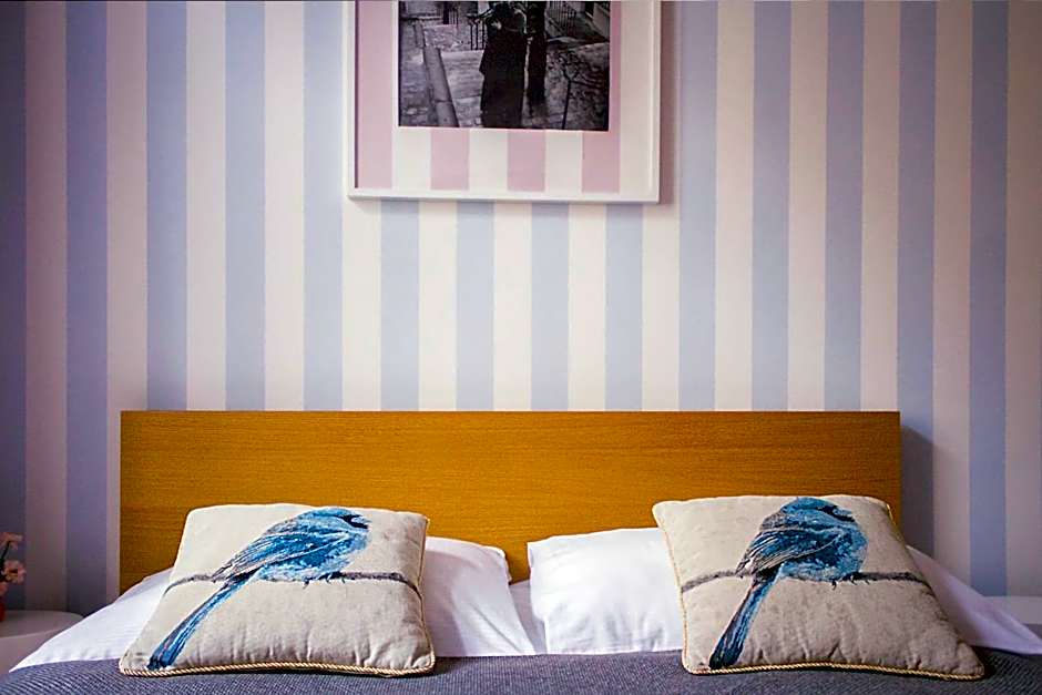 Royal Court Legerova