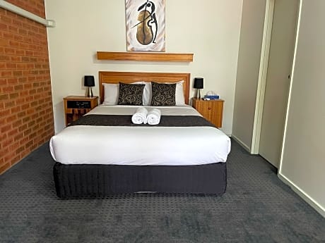 Executive Spa Suite