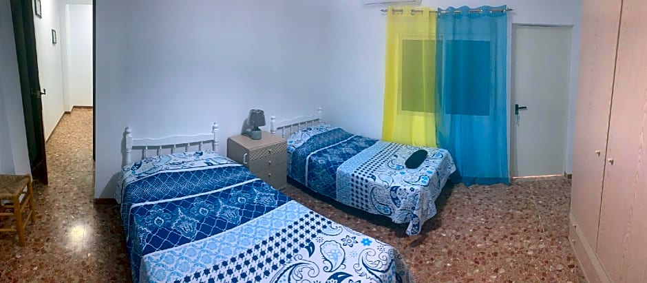 A Beautiful spacious Two Bedroom Apartment CB8EV