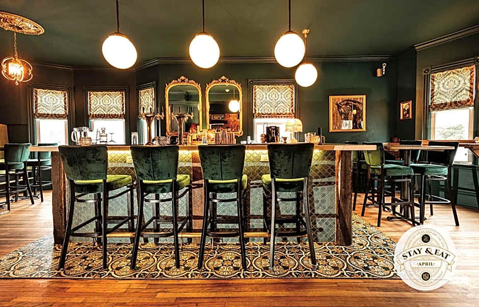 Slaymaker & Nichols Gastro House & Inn