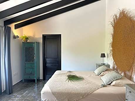 Twin Room with Bathroom