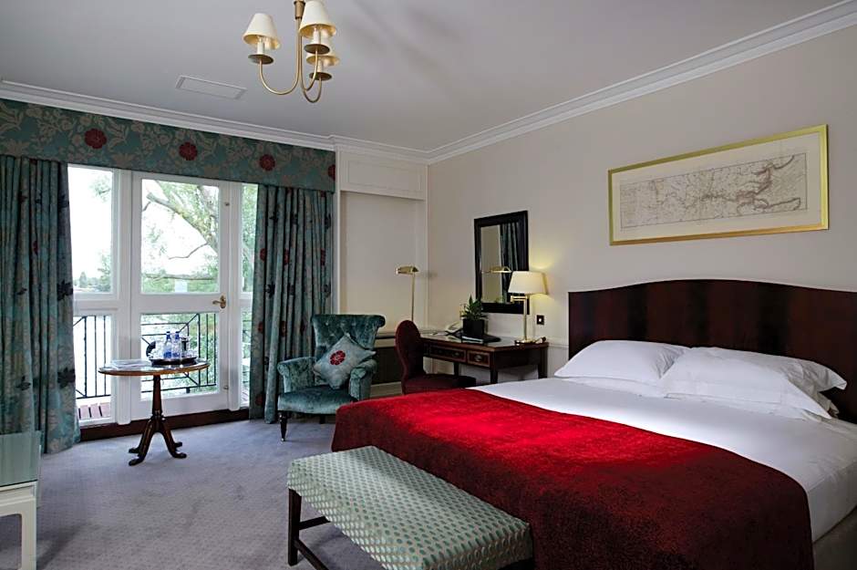 Macdonald Compleat Angler