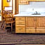 Rodeway Inn & Suites Austin I-90