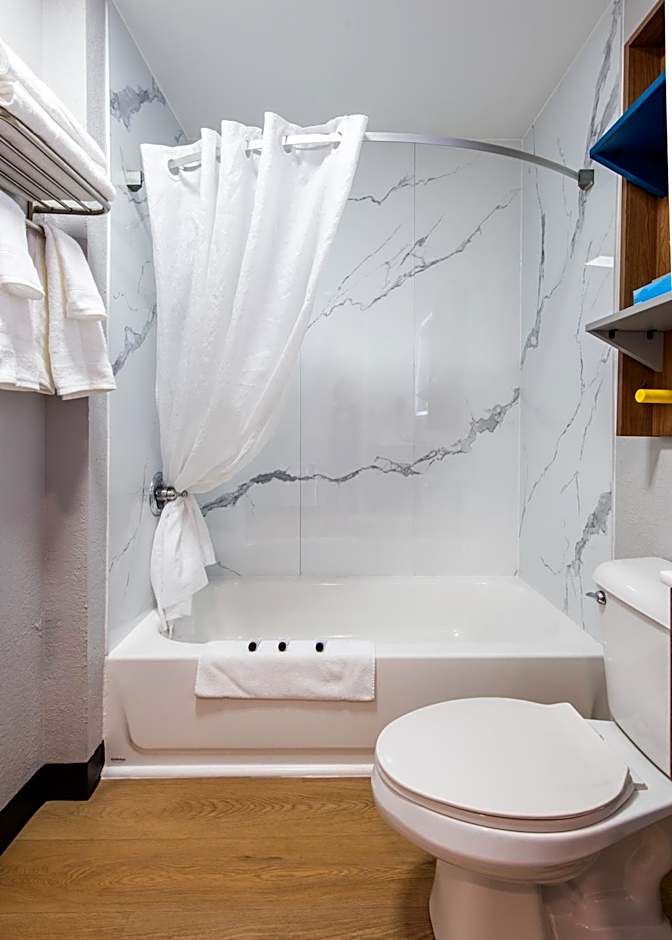 Microtel Inn & Suites by Wyndham London