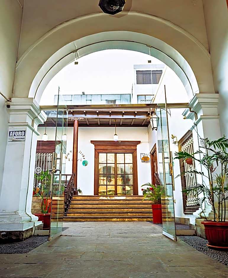 Gran Bolivar Hotel - Trujillo, Perú