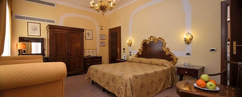 Hotel San Moise