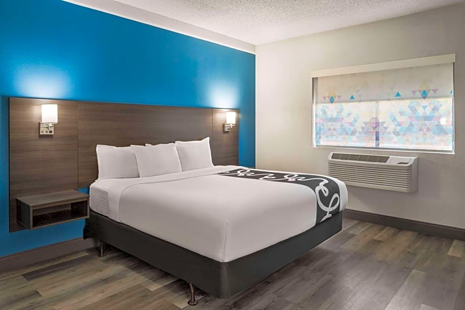 La Quinta Inn & Suites by Wyndham Round Rock North