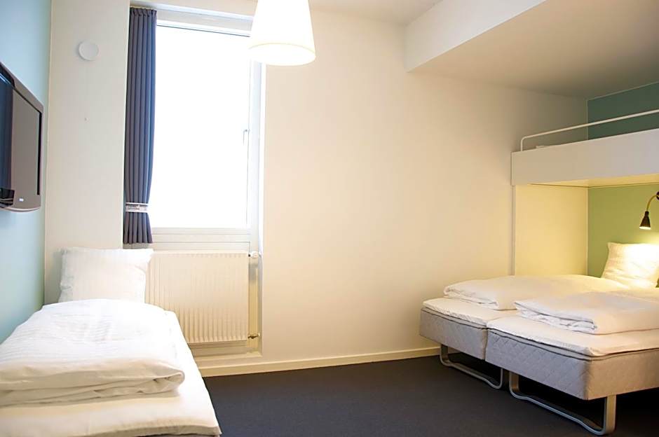 Motel X