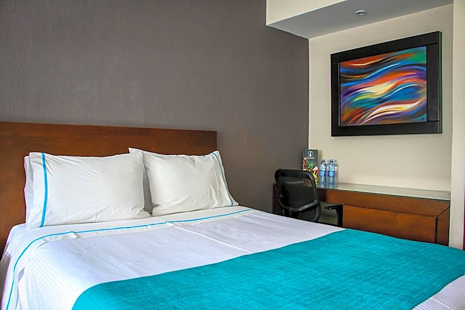 Country Hotel & Suites