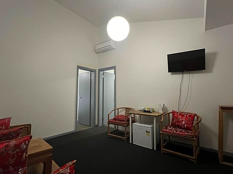 Sinofield Edu-Retreat