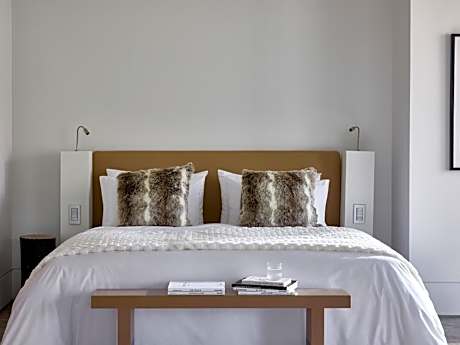 Deluxe Suites, Private Pool - Seafront