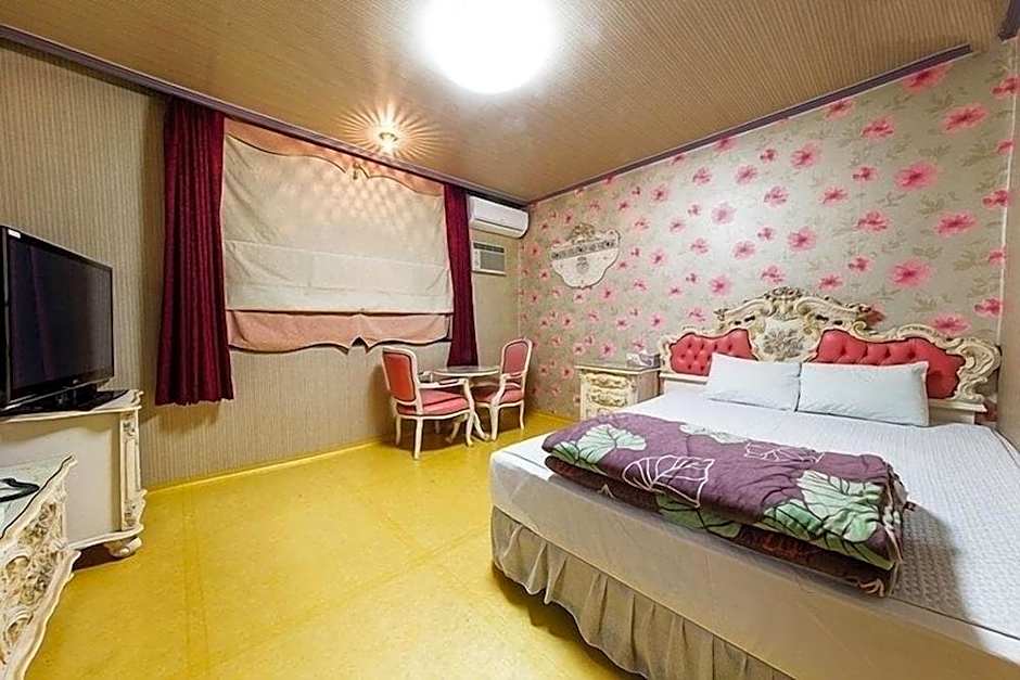 Carlsbed Motel