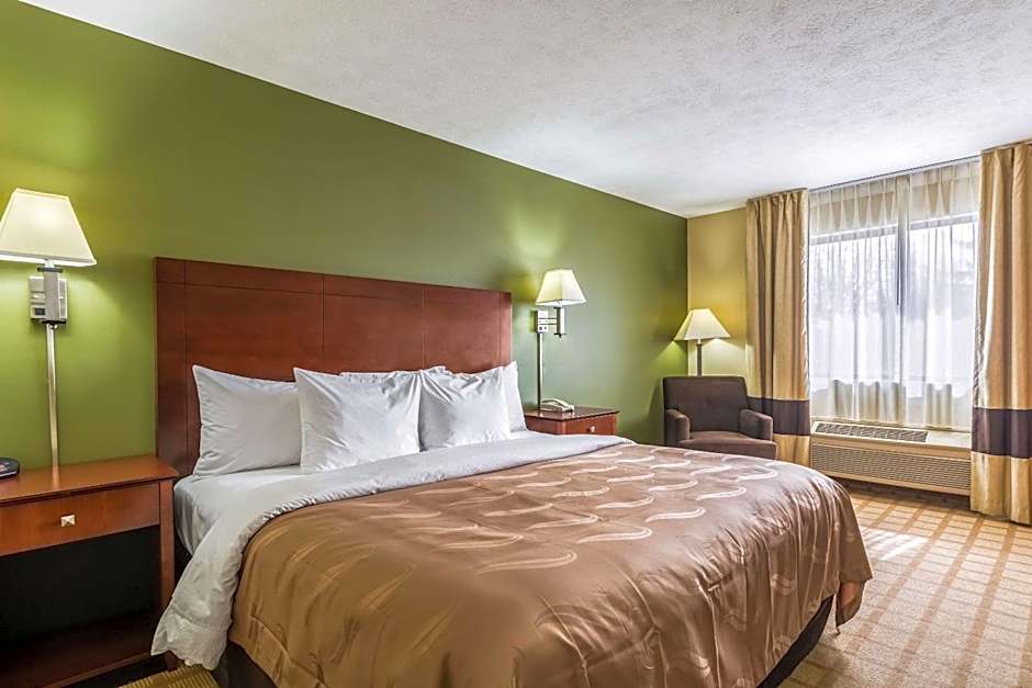 Photo 1 of 3 of 1 King Bed