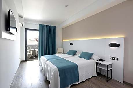 Triple Superior with City View