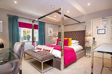 Four Poster Double Room